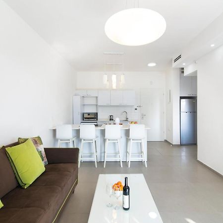 Hilton Bay Apartment With The Shelter Tel Aviv Ngoại thất bức ảnh